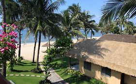 Resort Làng Tre Mũi Né